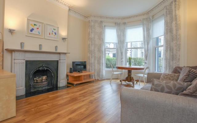 Queens Large 2 Bdr & 1 Bdr Apartments By Belfast City Breaks Esterno foto